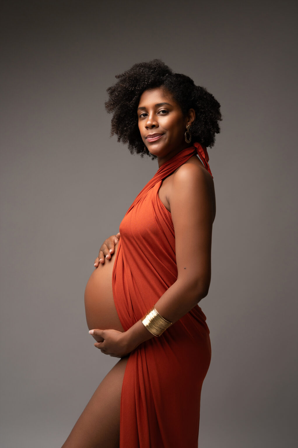 fotografia editorial de embarazo en Cervelló